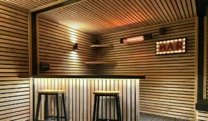 California Black en el bar exterior