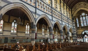 Calentadores Herschel Halo instalados en la catedral de San Pablo, Melbourne.
